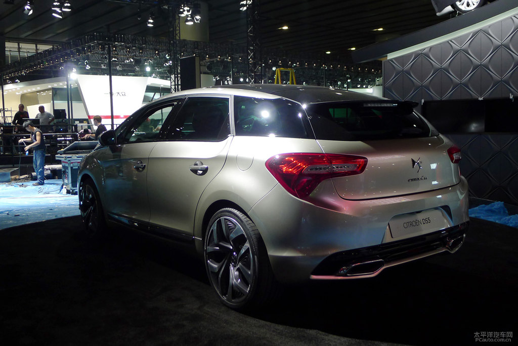 DS 5(M)DƬ