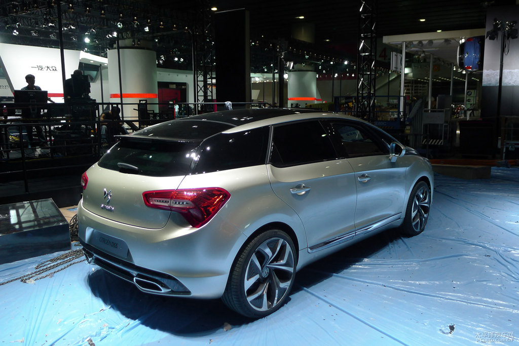 DS 5(M)DƬ