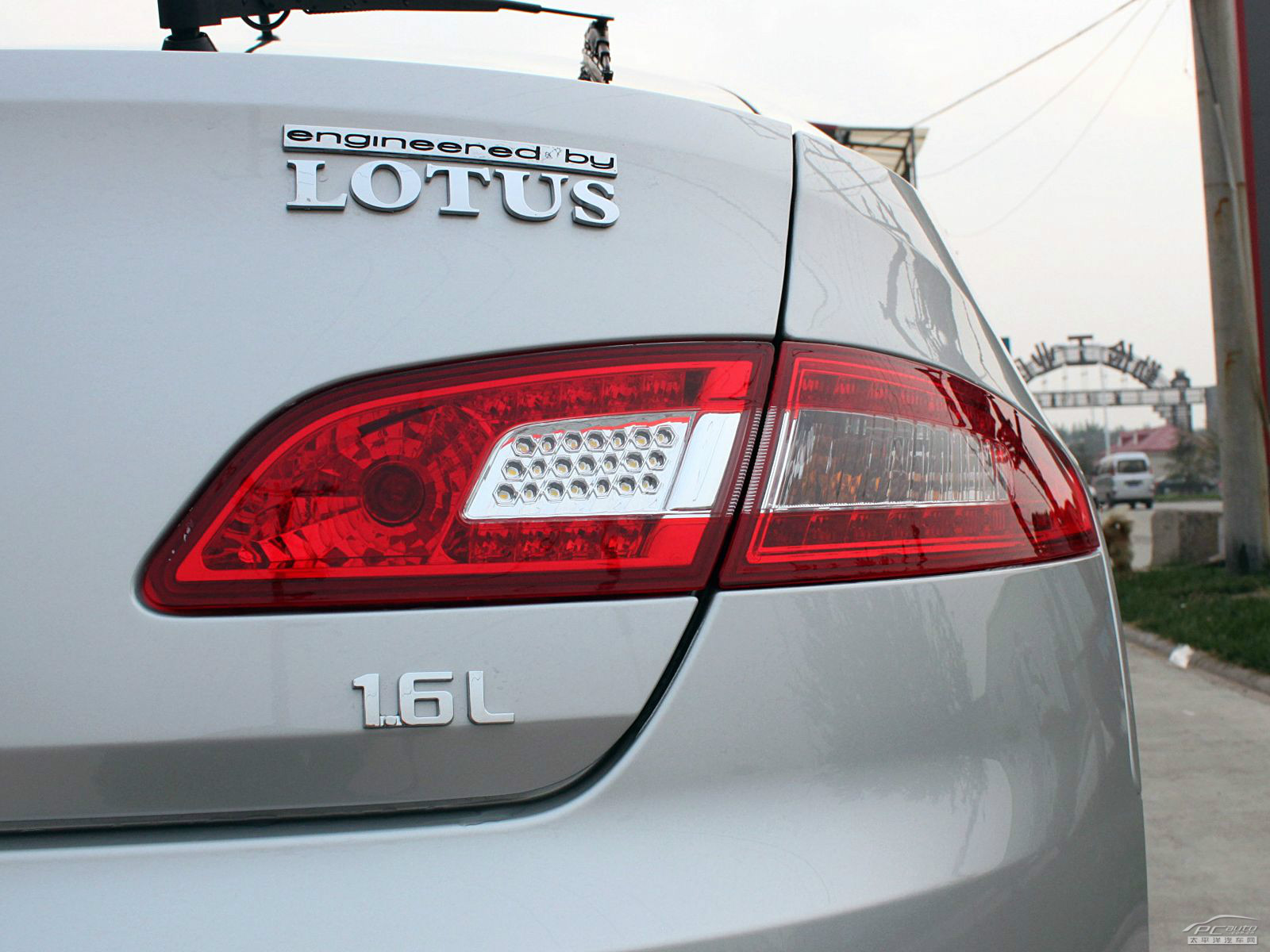 蓮花L5外觀高清大圖