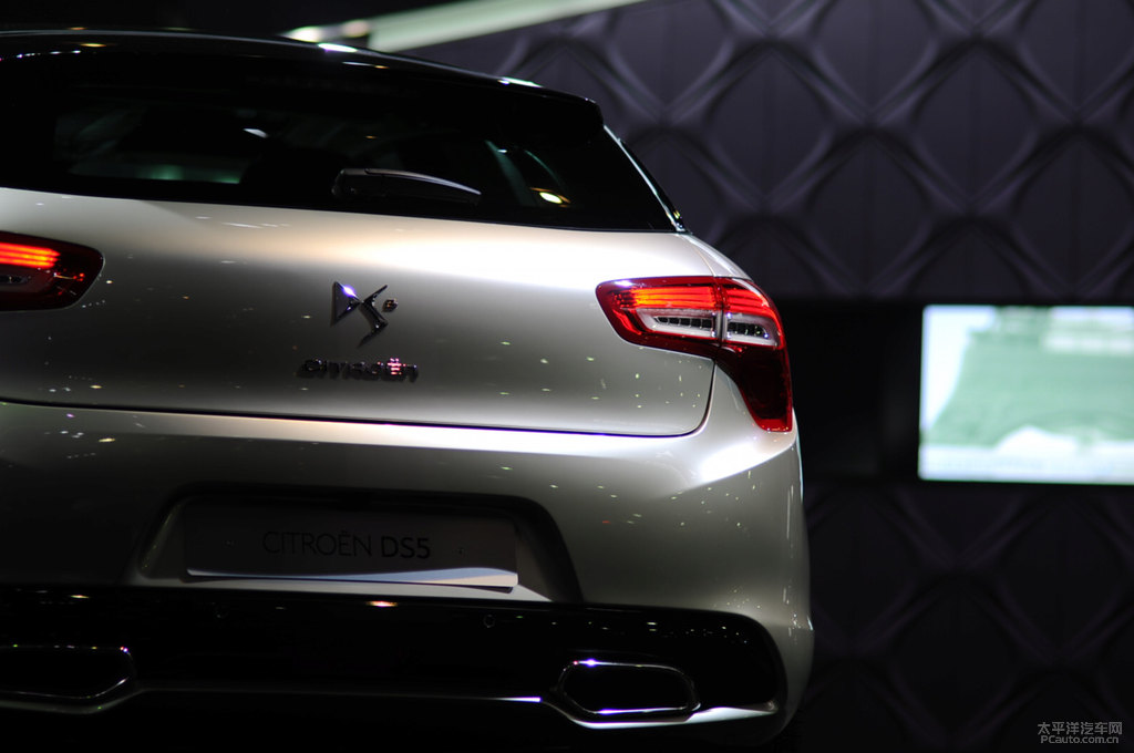 DS 5(M)DƬ
