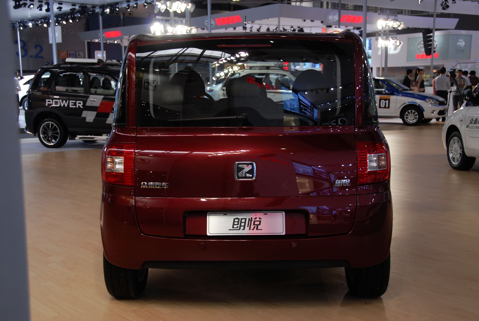 眾泰M300車(chē)展高清大圖