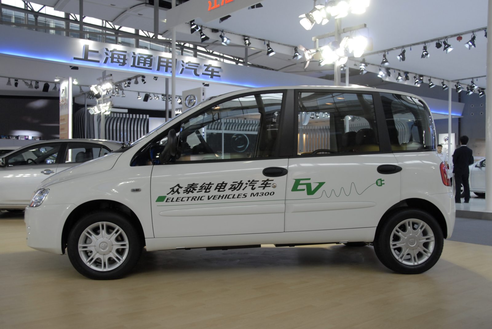 眾泰M300車展高清大圖