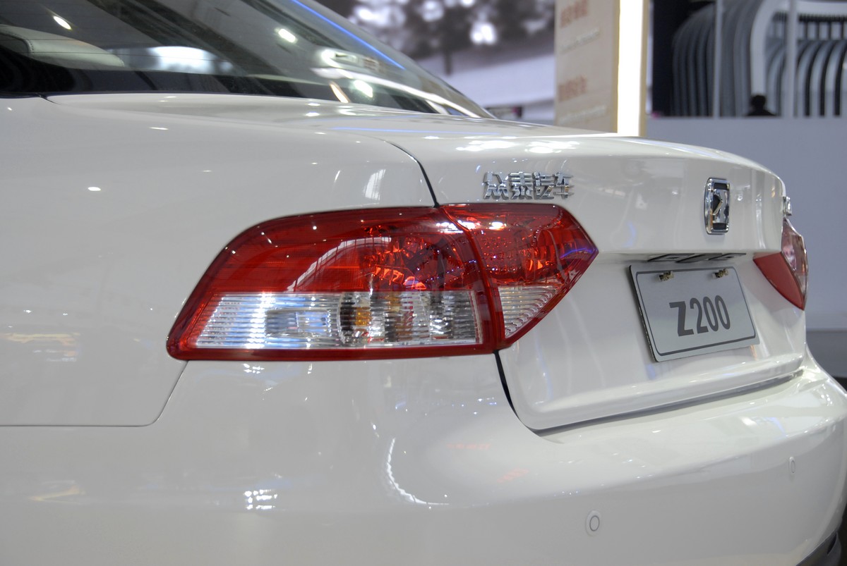 眾泰Z200車展高清大圖