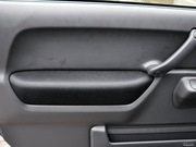 2011款 1.3L AT 2011款 1.3L AT