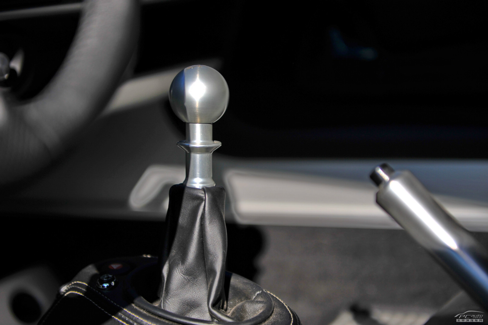 蓮花Elise內飾高清大圖