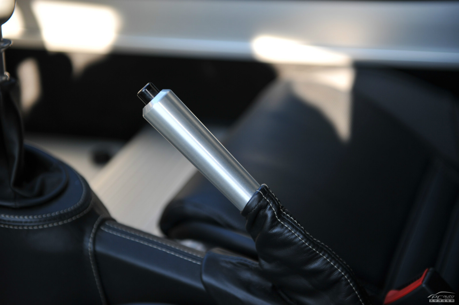 蓮花Elise內(nèi)飾高清大圖