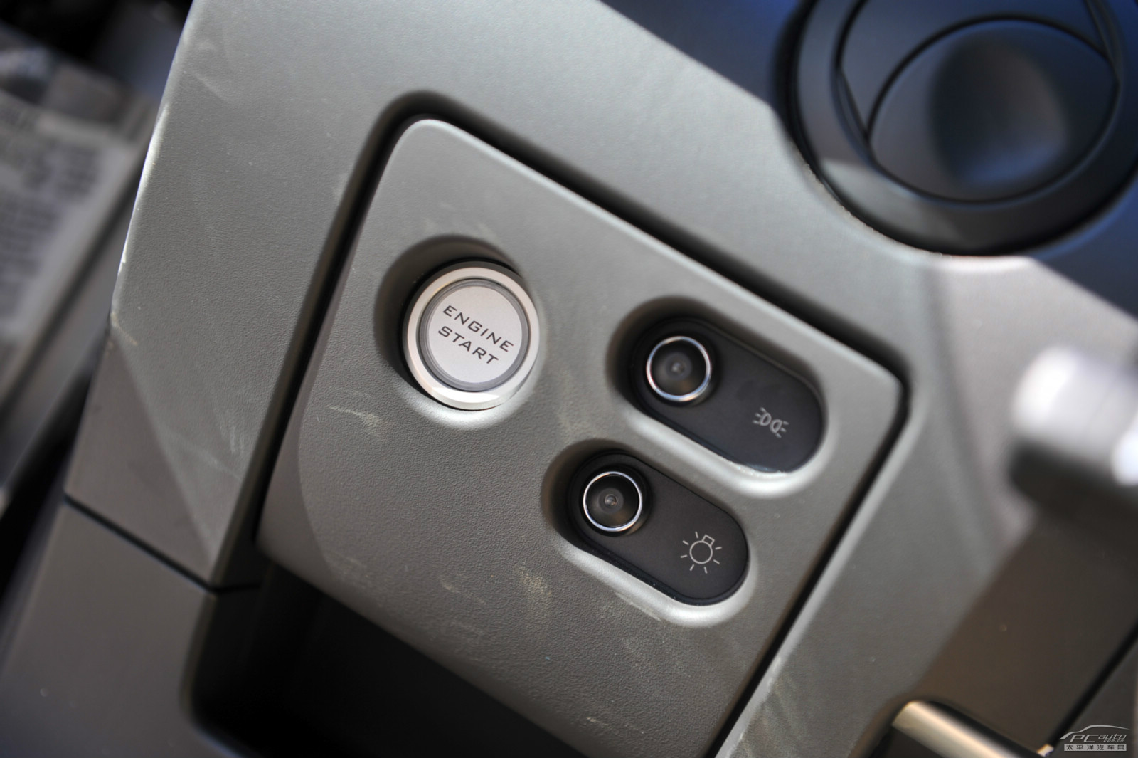 蓮花Elise內(nèi)飾高清大圖