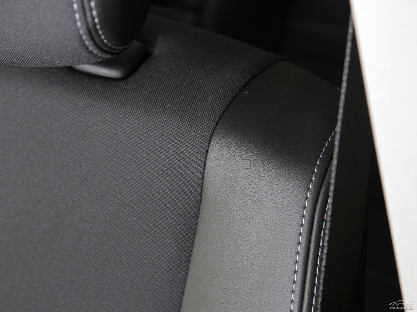 拉古那內(nèi)飾高清大圖