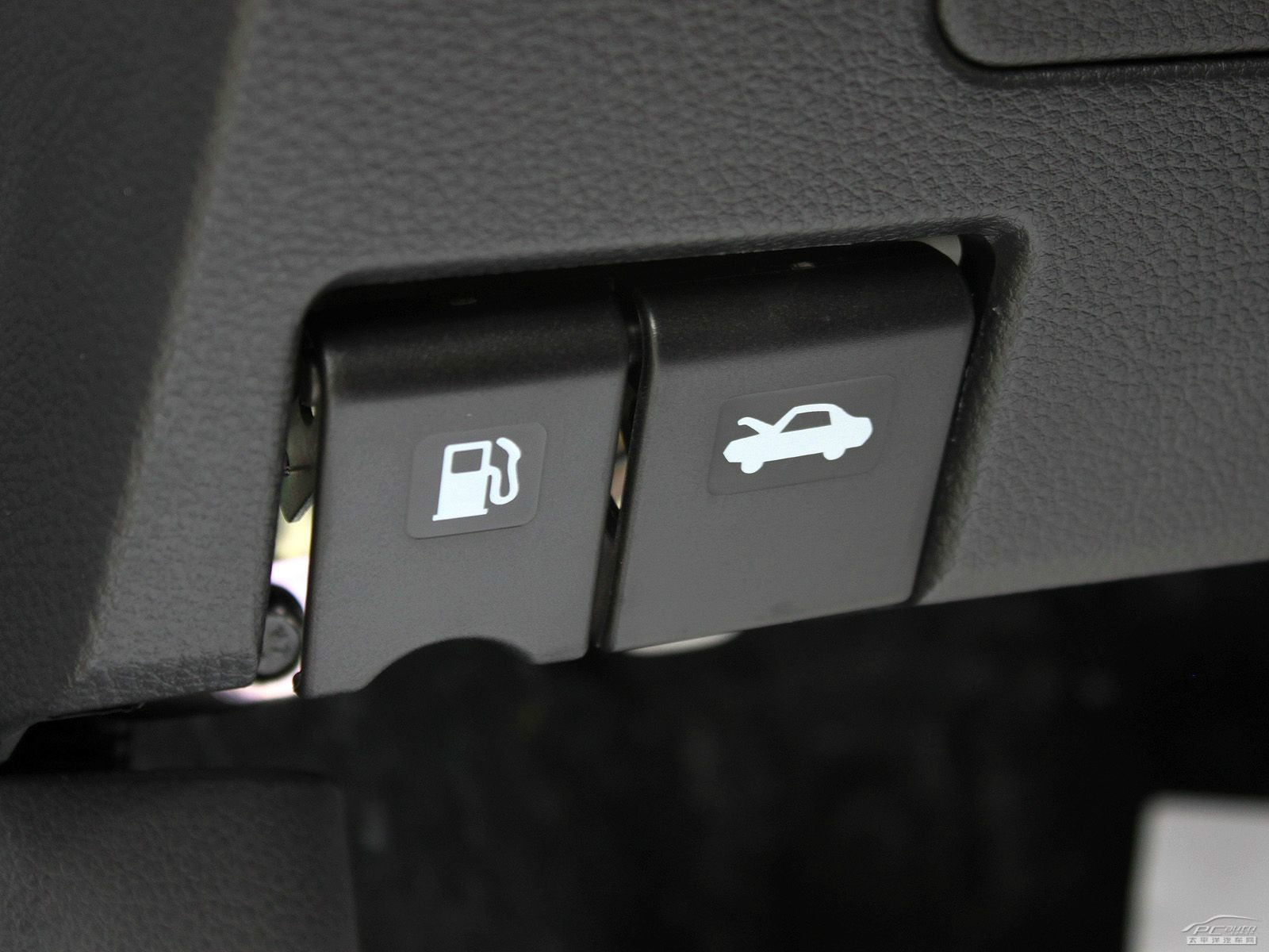 驪威內(nèi)飾高清大圖