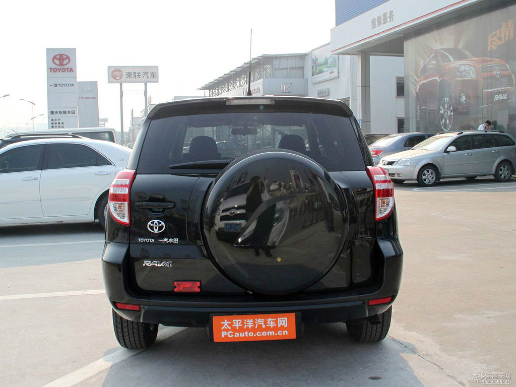 黑云母色RAV4榮放外觀圖片