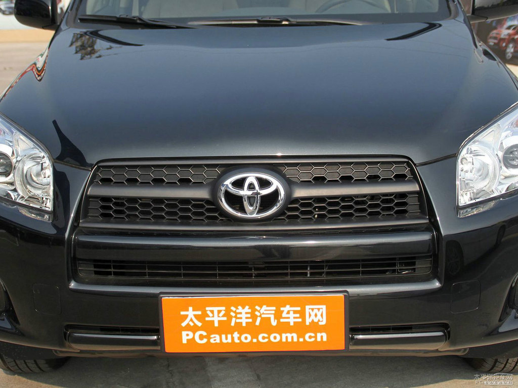 黑云母色RAV4榮放外觀圖片