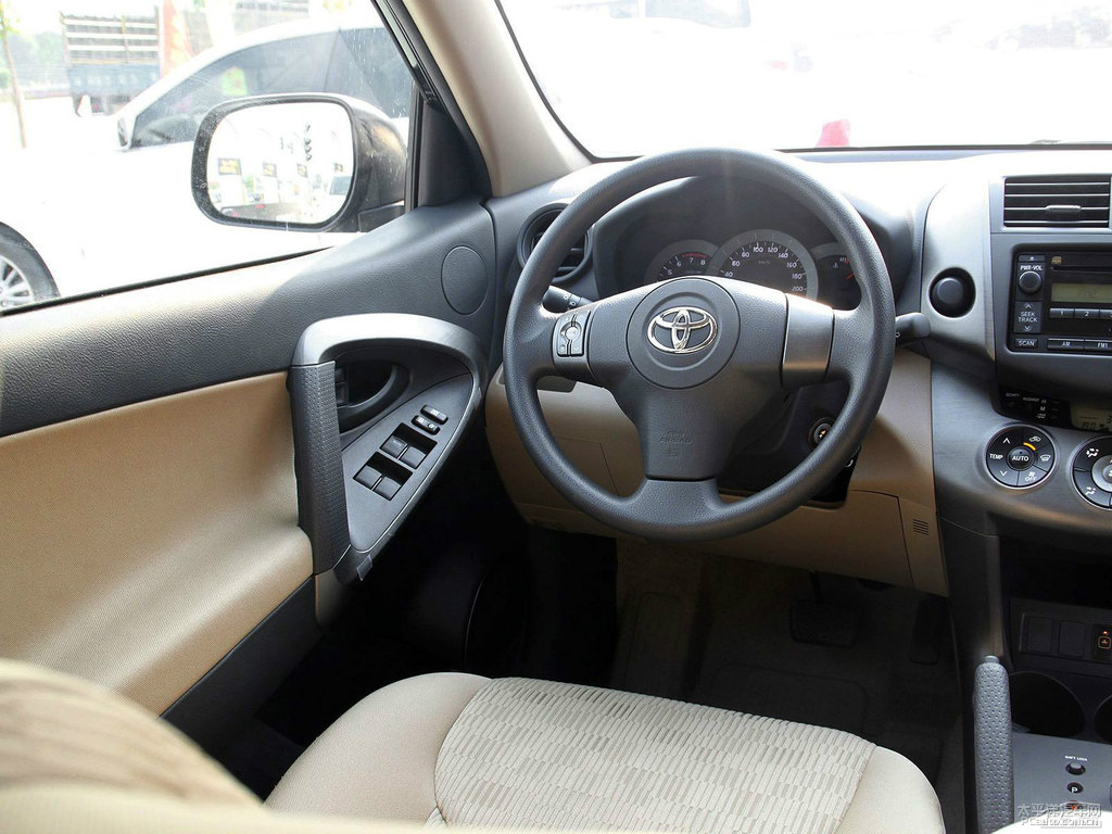 黑云母色RAV4榮放內(nèi)飾圖片
