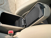 2011款 2.0L AT 四驅版 2011款 2.0L AT 四驅版