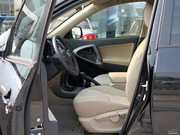 2011款 2.0L AT 四驅版 2011款 2.0L AT 四驅版