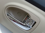 2012款 1.5L MT 豪華型 2012款 1.5L MT 豪華型