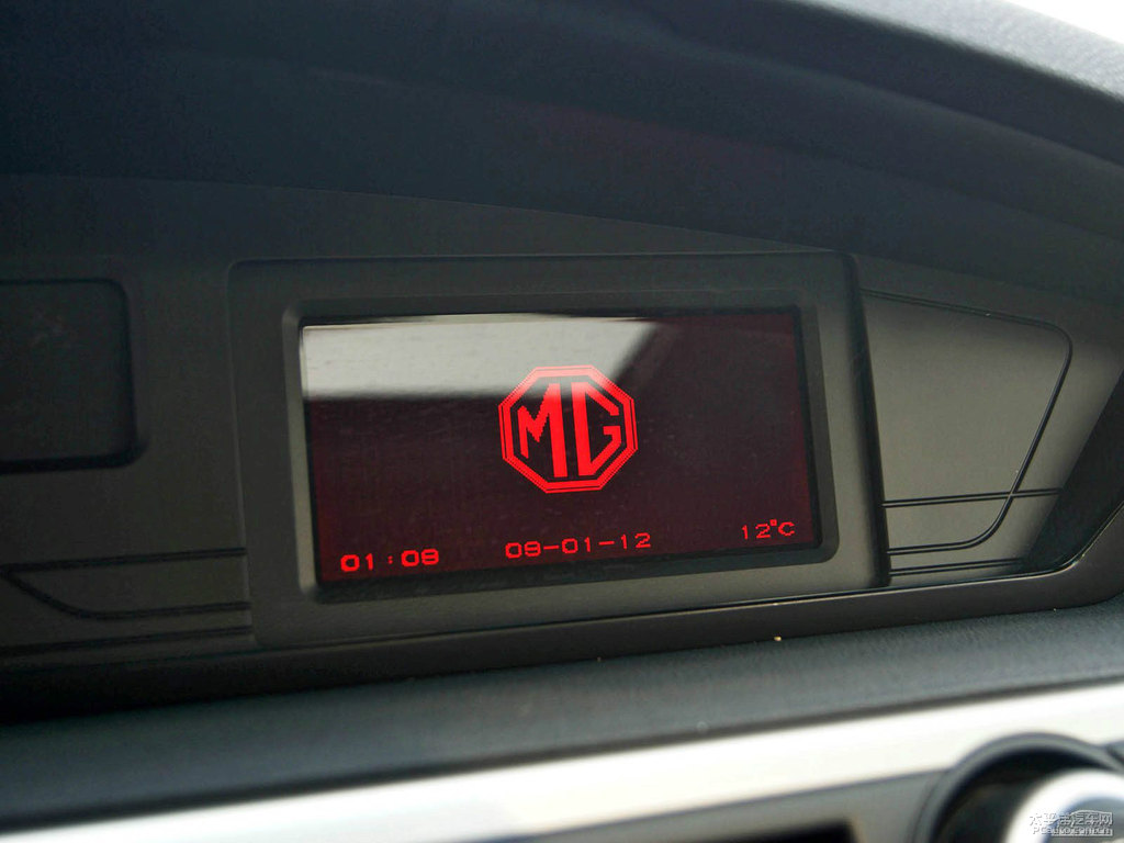 伯明翰橙MG6內(nèi)飾圖片