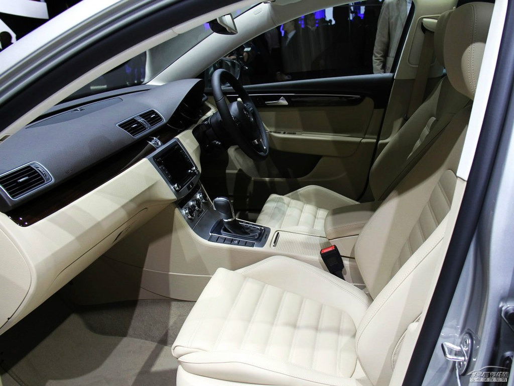 Passat(ni)DƬ