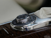 2012款 5.6L 旗艦版 2012款 5.6L 旗艦版