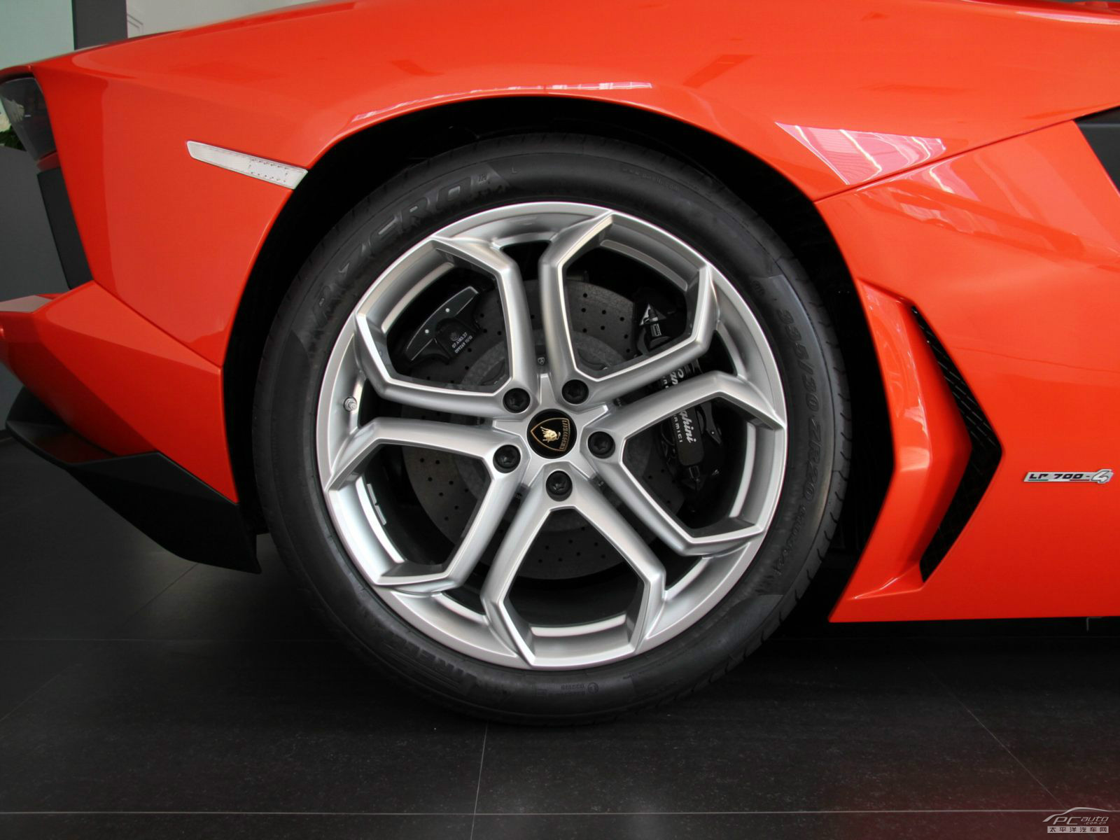 Aventador外觀高清大圖