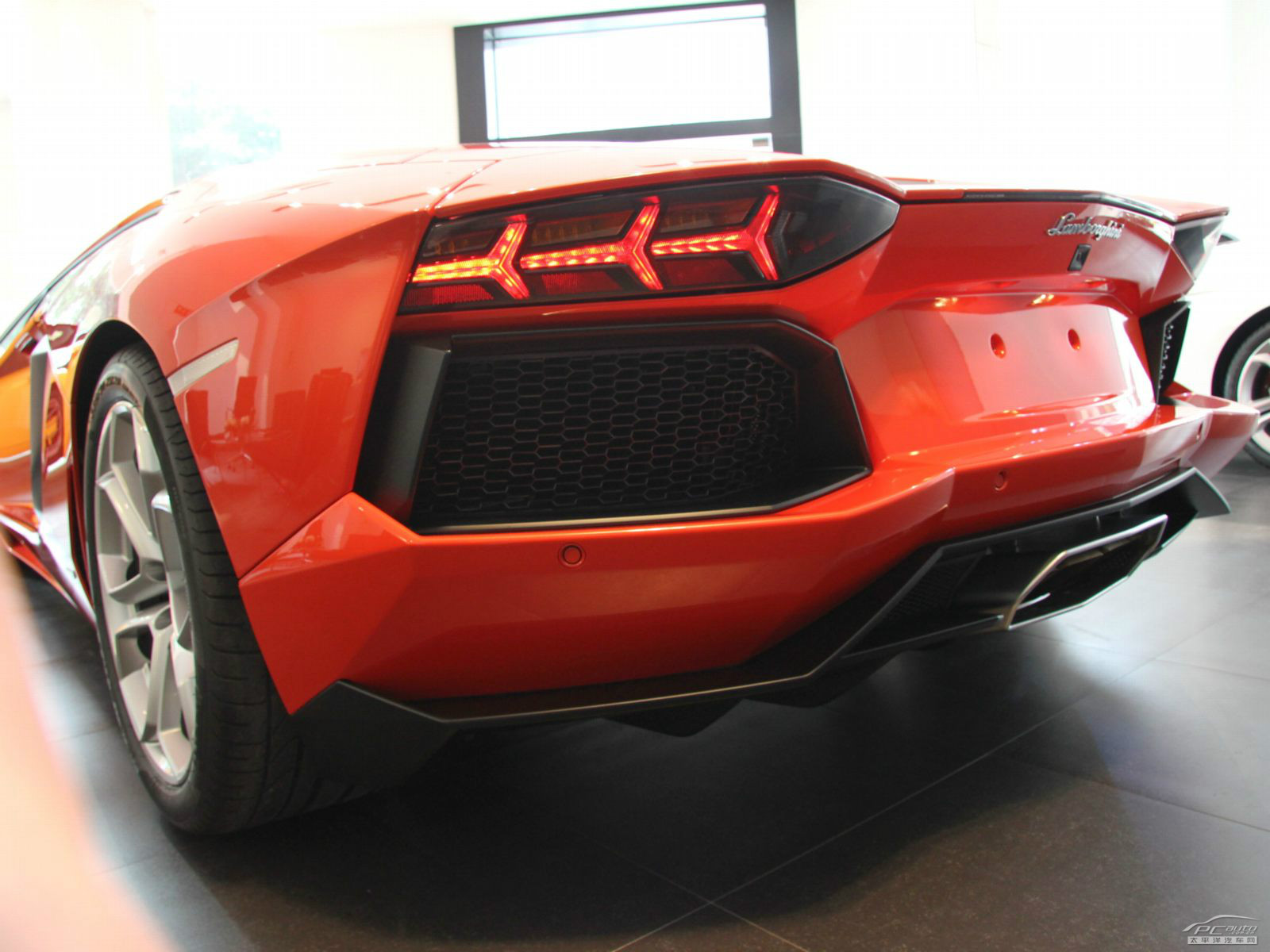 Aventador外觀高清大圖