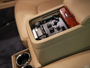 2011款 6.8T 尊貴版 2011款 6.8T 尊貴版