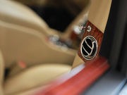 2011款 6.8T 尊貴版 2011款 6.8T 尊貴版