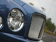 2011款 6.8T 尊貴版 2011款 6.8T 尊貴版