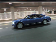 2011款 6.8T 尊貴版 2011款 6.8T 尊貴版