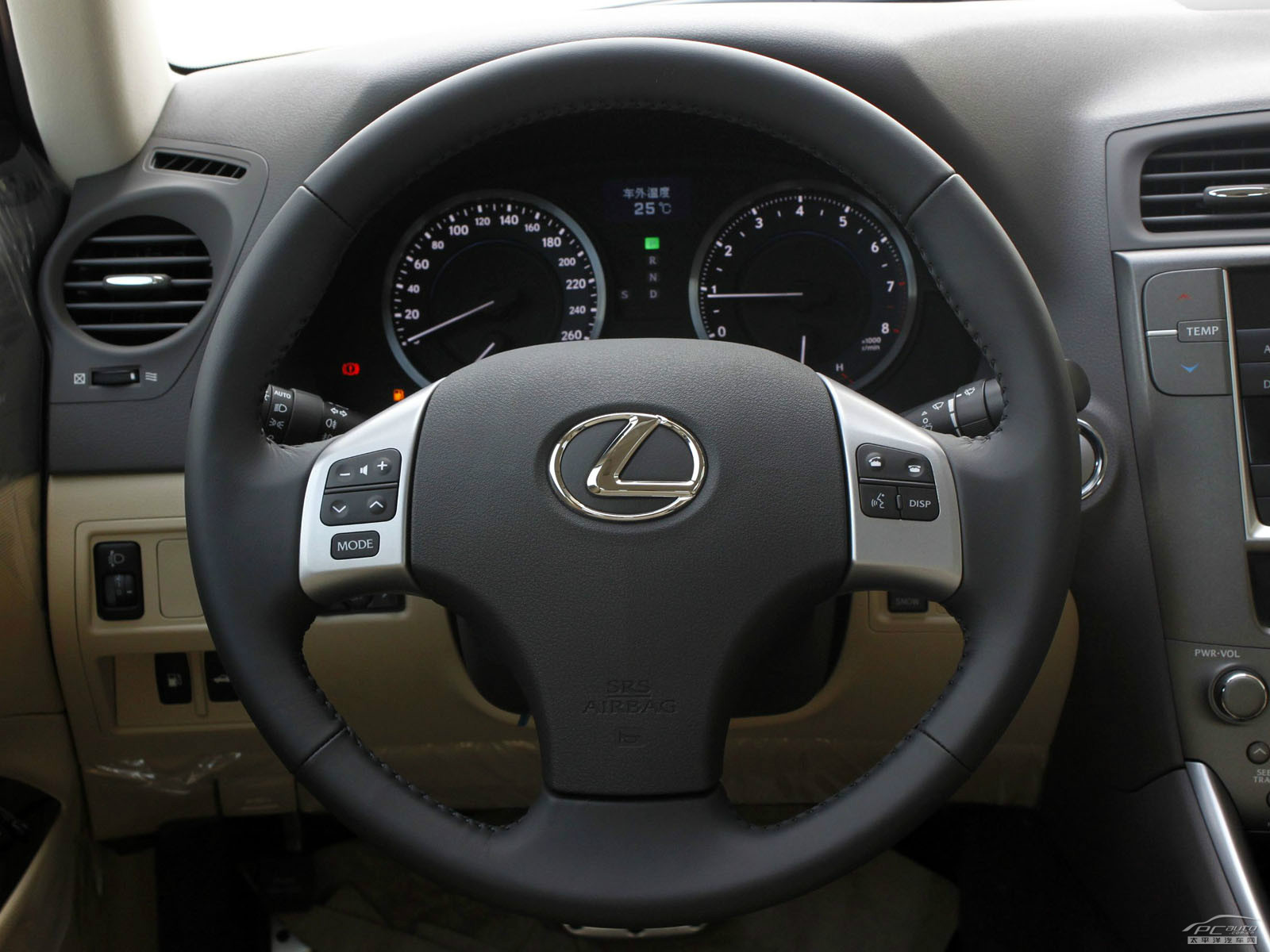 雷克薩斯IS內(nèi)飾高清大圖