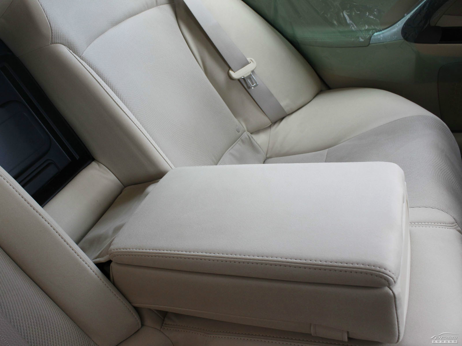 雷克薩斯IS內(nèi)飾高清大圖