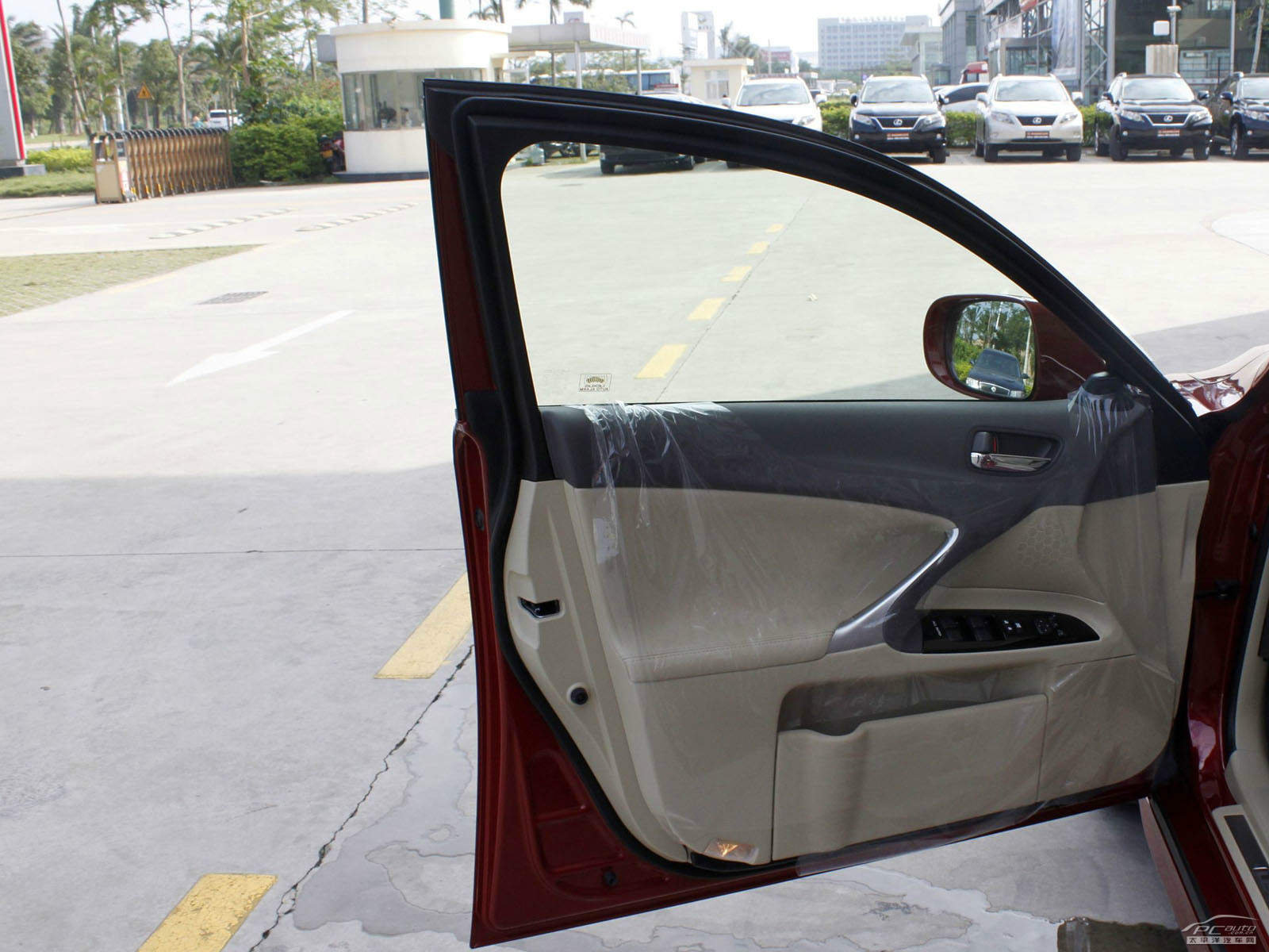 雷克薩斯IS內(nèi)飾高清大圖