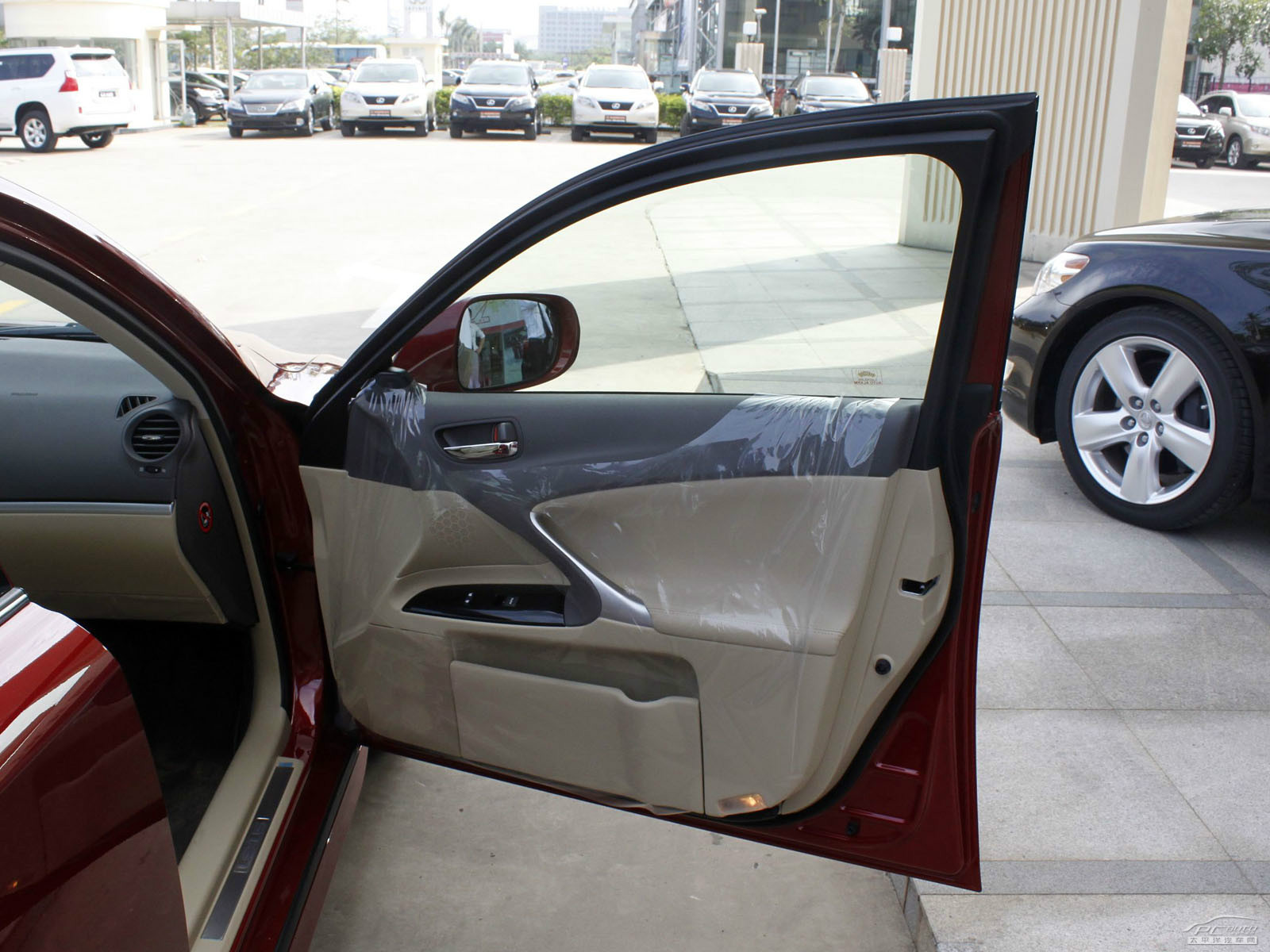 雷克薩斯IS內(nèi)飾高清大圖