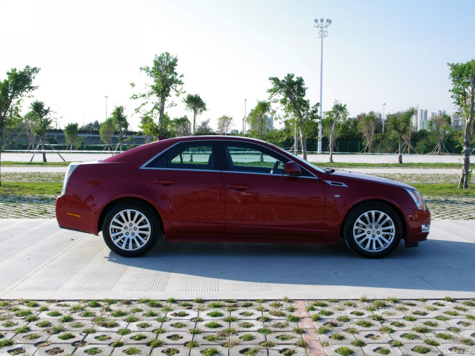 凱迪拉克CTS外觀高清大圖