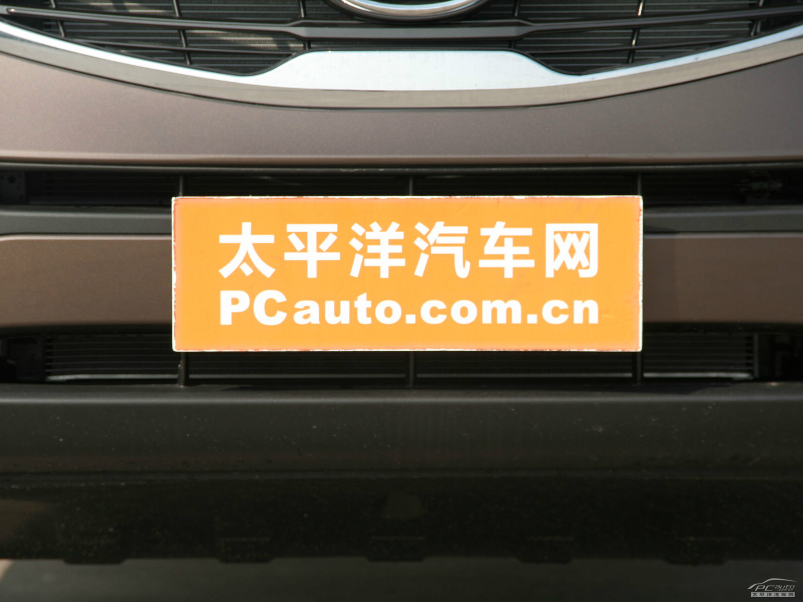 智跑外觀高清大圖