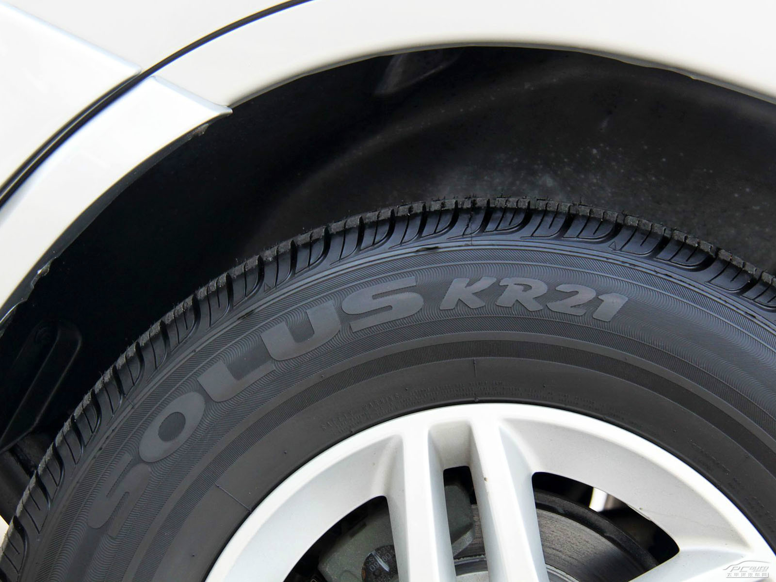 圣達(dá)菲C9細(xì)節(jié)高清大圖