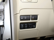 2012款 5.6L 旗艦版 2012款 5.6L 旗艦版