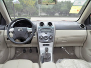 2012款 1.5L MT 豪華型 2012款 1.5L MT 豪華型