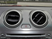 2012款 1.5L MT 豪華型 2012款 1.5L MT 豪華型