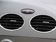 2011款 1.5L CVT 舒適版 2011款 1.5L CVT 舒適版