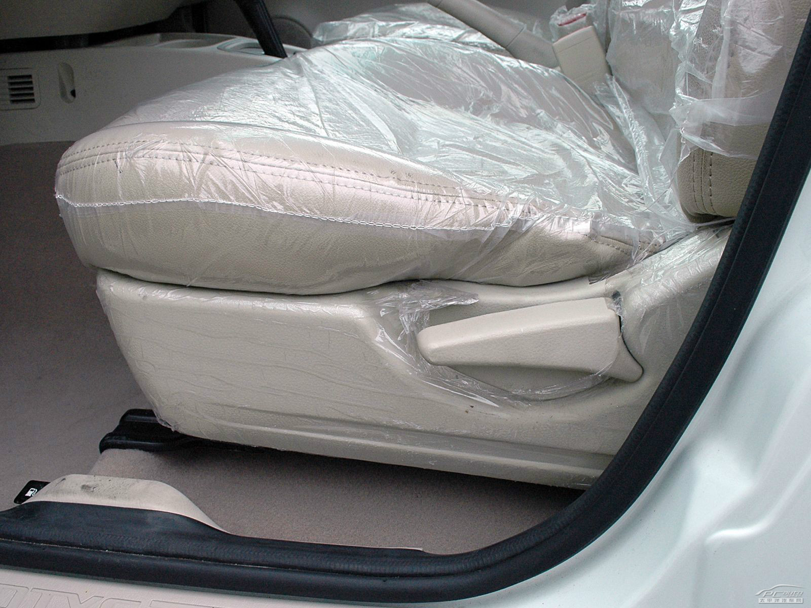 眾泰5008內(nèi)飾高清大圖