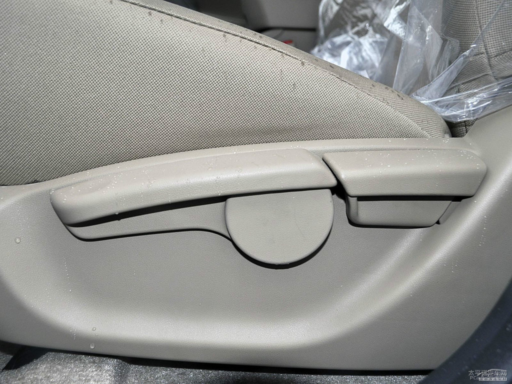 超級白RAV4榮放內飾圖片
