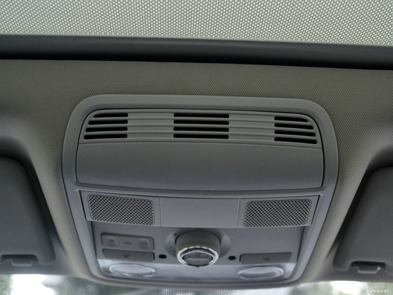 高爾夫(進(jìn)口)內(nèi)飾高清大圖