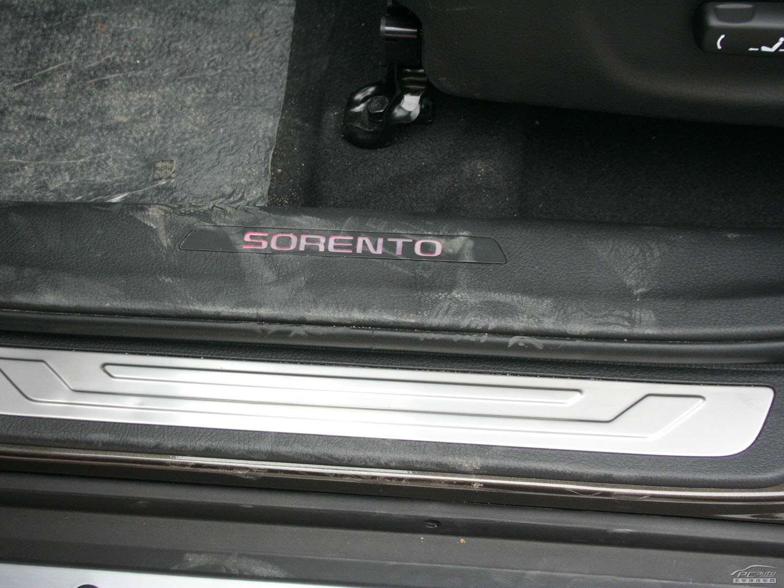 索蘭托內(nèi)飾高清大圖