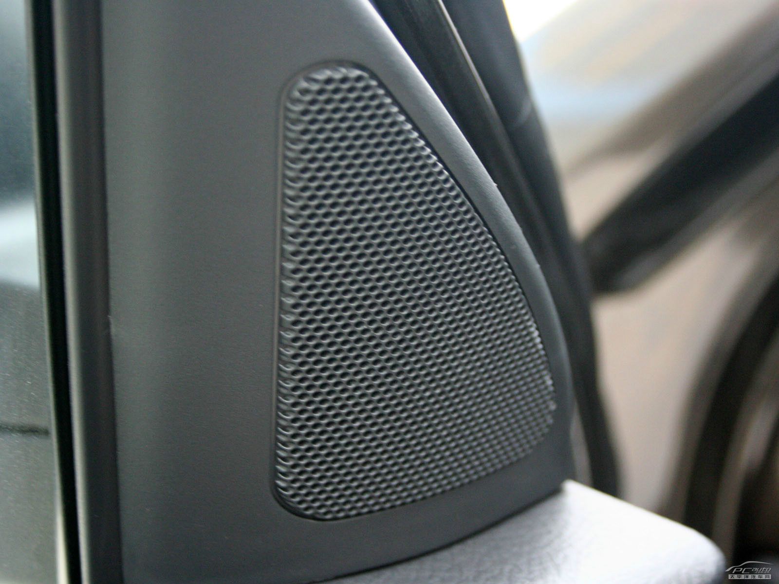 索蘭托內(nèi)飾高清大圖