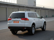 2011款 3.0L 豪華導(dǎo)航版 2011款 3.0L 豪華導(dǎo)航版