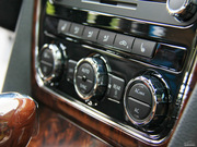 2011款 3.0L V6 DSG 旗艦版 2011款 3.0L V6 DSG 旗艦版