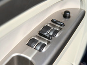 2012款 1.6L 手動(dòng)豪華型 2012款 1.6L 手動(dòng)豪華型