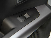 2012 Ž 2.4L r(sh)Ќ(do)