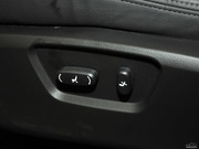 2012款 2.4L 自動(dòng)兩驅(qū)城市版 5座 2012款 2.4L 自動(dòng)兩驅(qū)城市版 5座