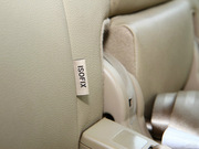 2012款 2.4T 柴油 兩驅(qū)7座豪華型 2012款 2.4T 柴油 兩驅(qū)7座豪華型